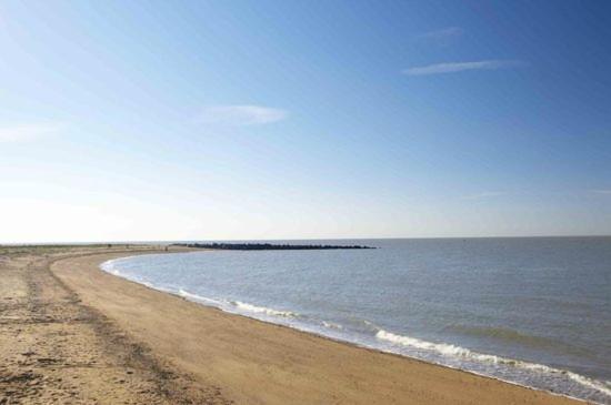 Luxury 2 Bedroom 2 Bathroom Caravan-Small Sofa 1 Pers Saint Osyth Экстерьер фото